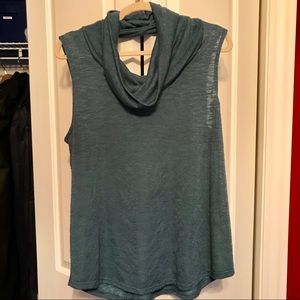 Gibson sleeveless